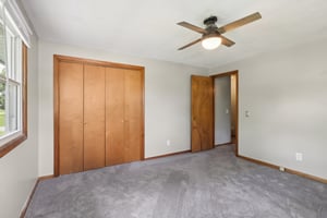 & 2811 Sweitzer Rd-025.jpg