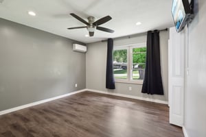 & 2811 Sweitzer Rd-028.jpg