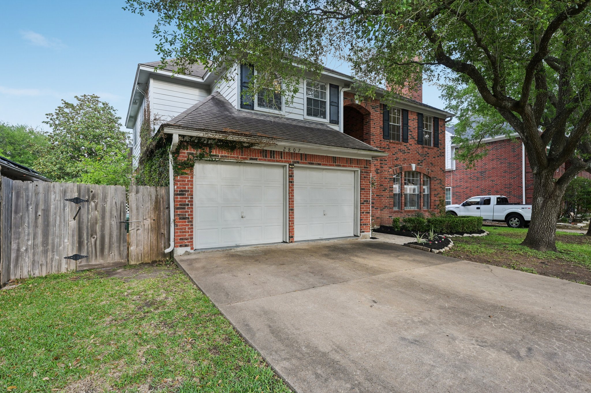 Stone Way Dr-S1504-002.jpg