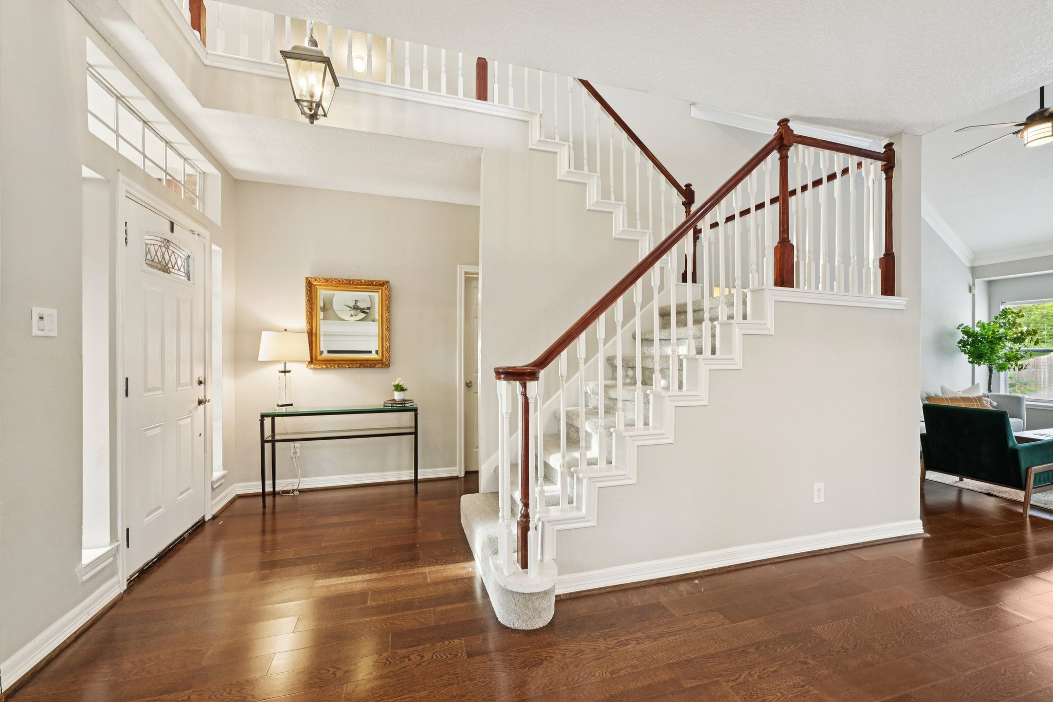 Stone Way Dr-S1504-008.jpg