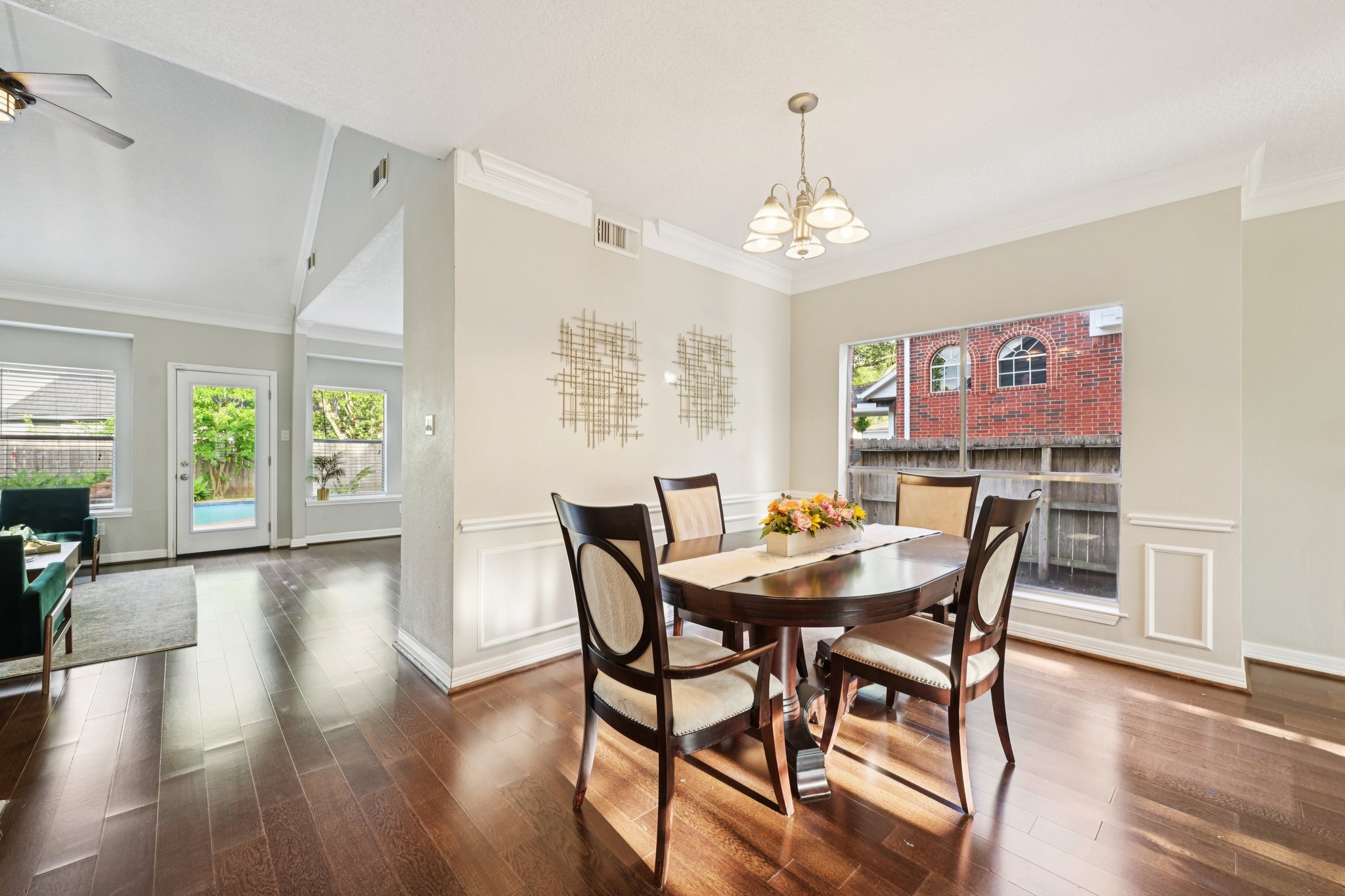 Stone Way Dr-S1504-015.jpg