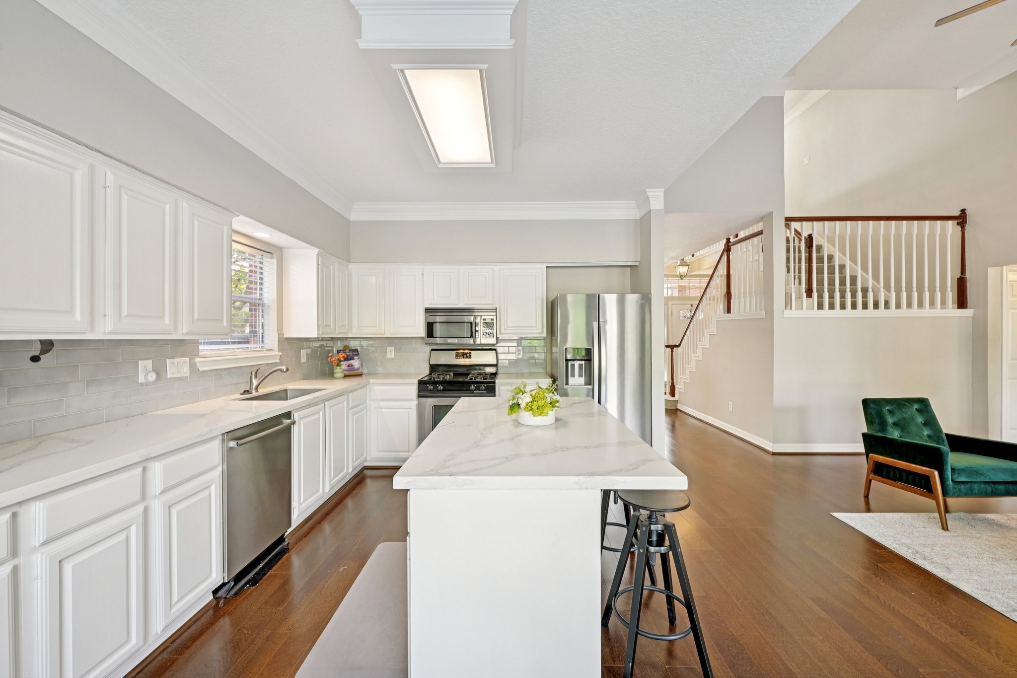 Stone Way Dr-S1504-023.jpg