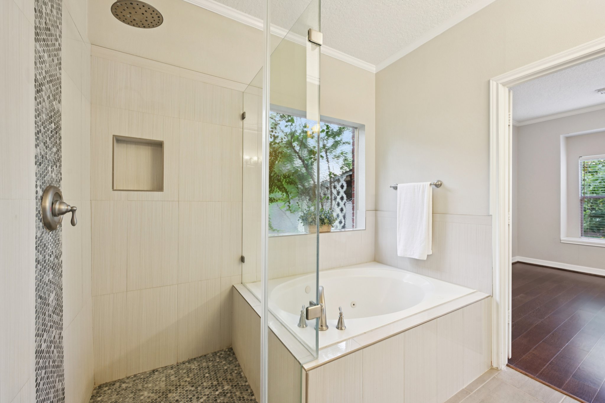 Stone Way Dr-S1504-044.jpg