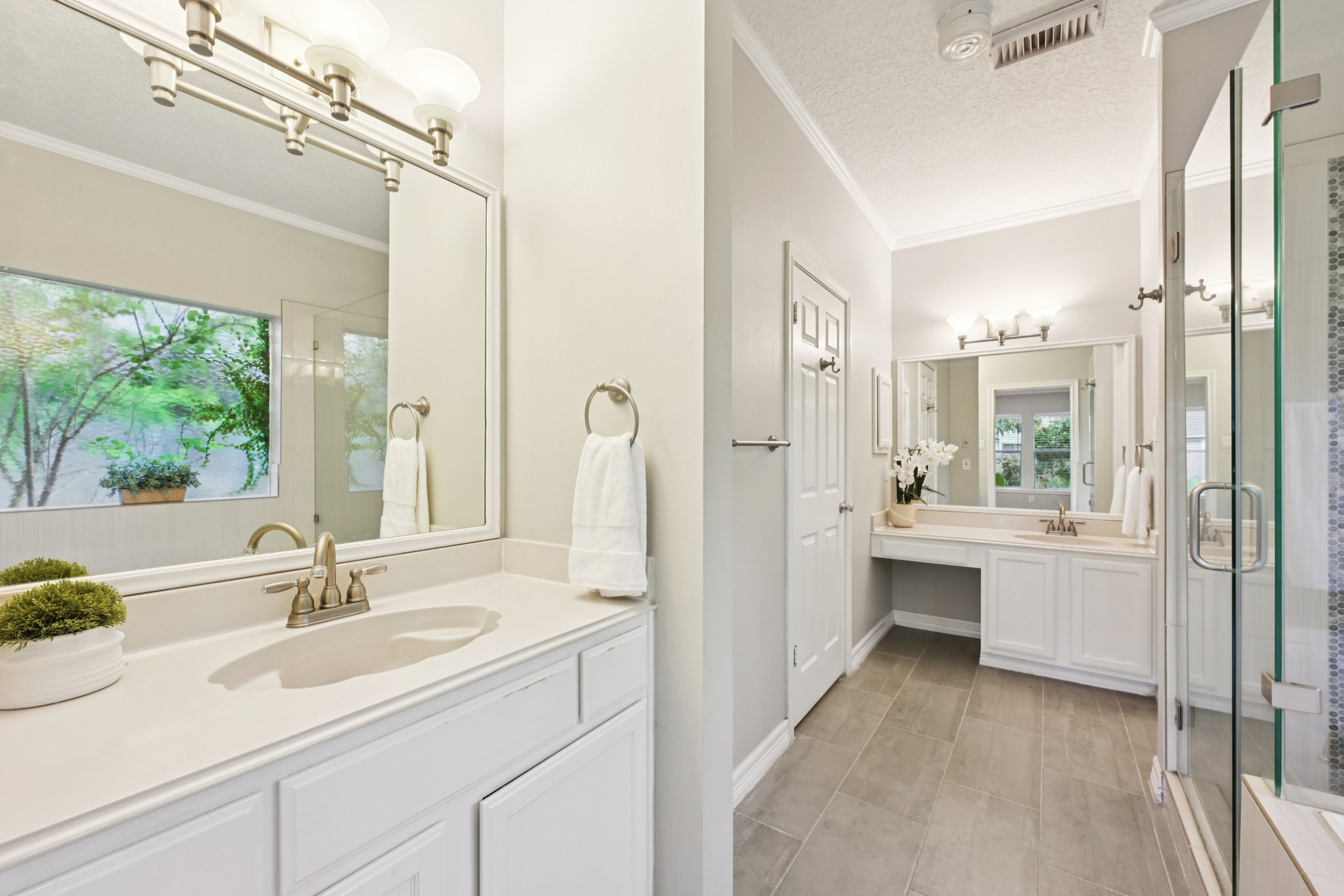 Stone Way Dr-S1504-045.jpg