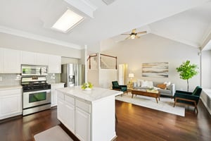 Stone Way Dr-S1504-021.jpg