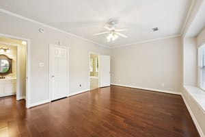 Stone Way Dr-S1504-040.jpg