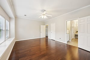 Stone Way Dr-S1504-041.jpg