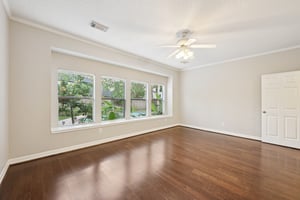 Stone Way Dr-S1504-042.jpg