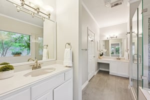 Stone Way Dr-S1504-045.jpg