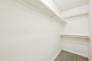 Stone Way Dr-S1504-046.jpg