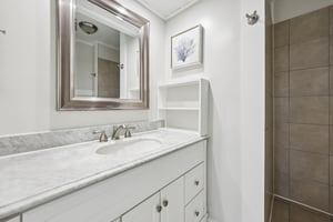 2807C S Woodrow St 1-S1604-021.jpg