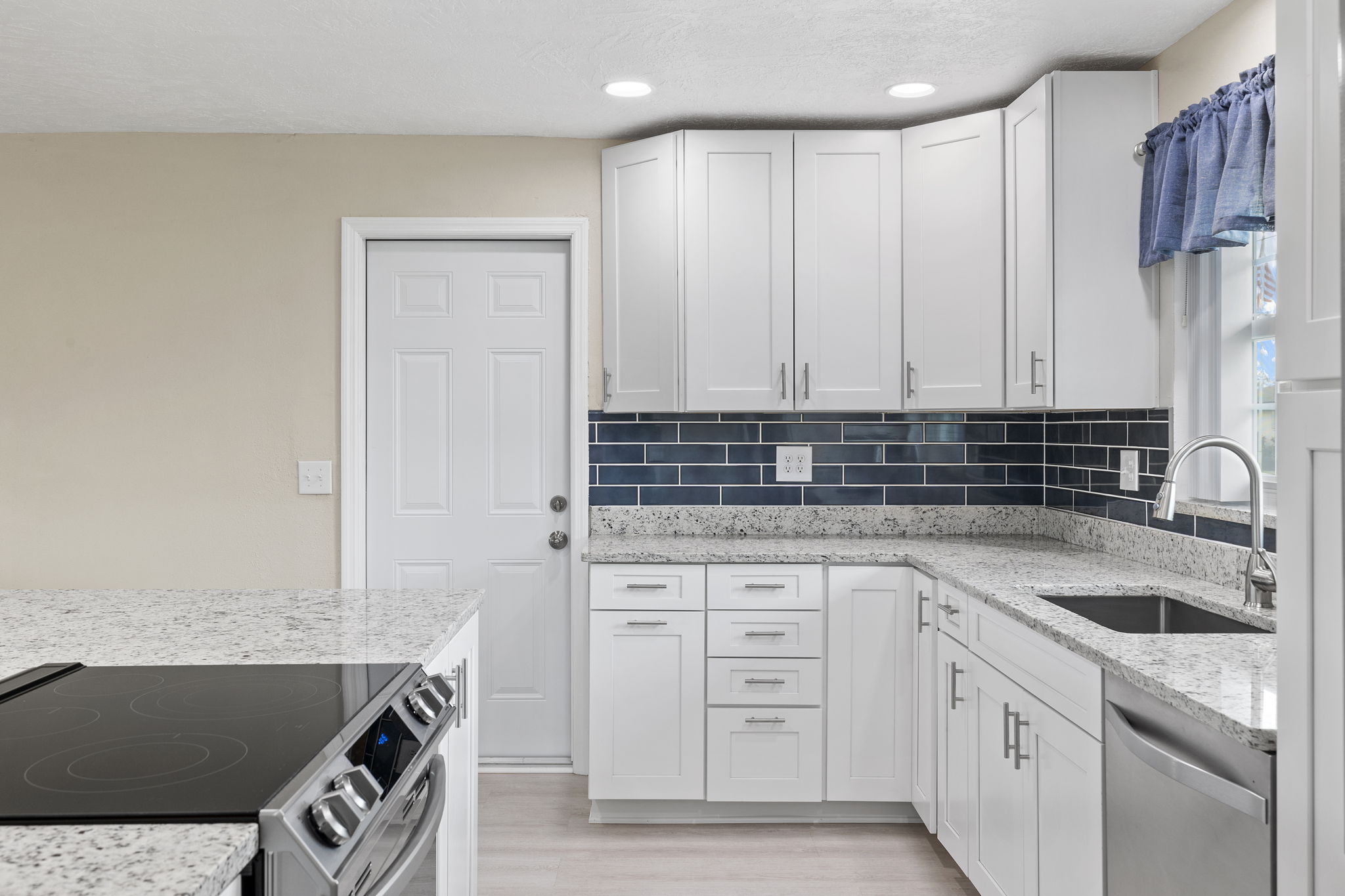 Kitchen 4