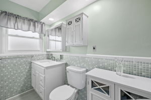 Guest Bathroom 1