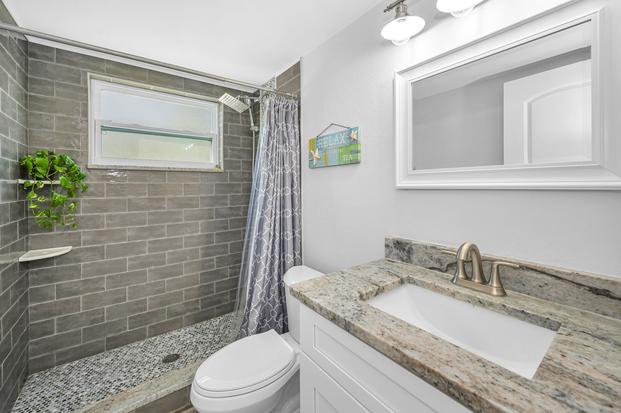 First Floor Bathroom1a