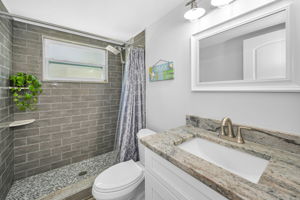 First Floor Bathroom1a