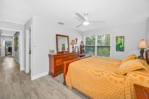 Upper Level Primary Bedroom1c