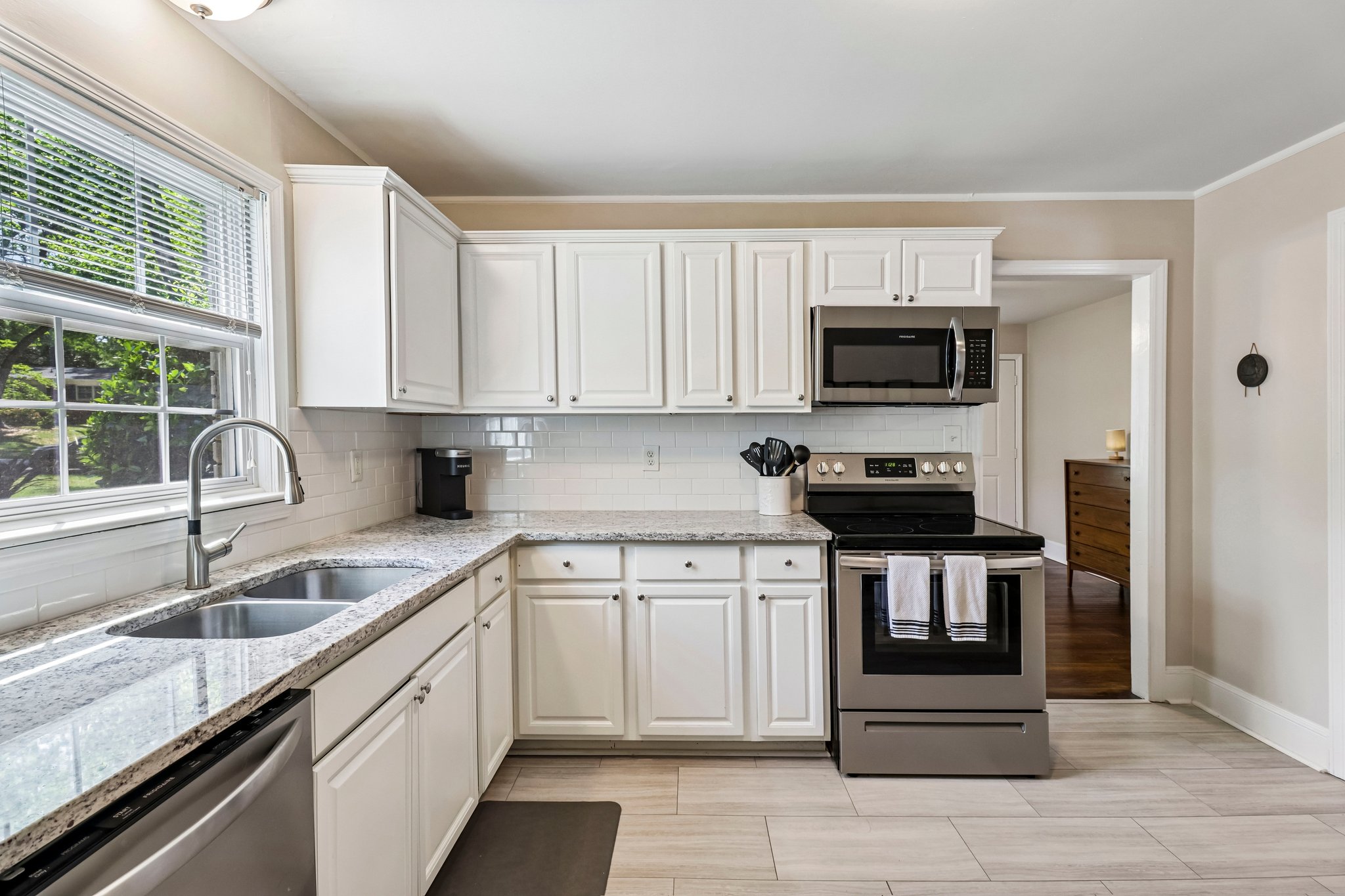 Albany Ln-S2504-017.jpg