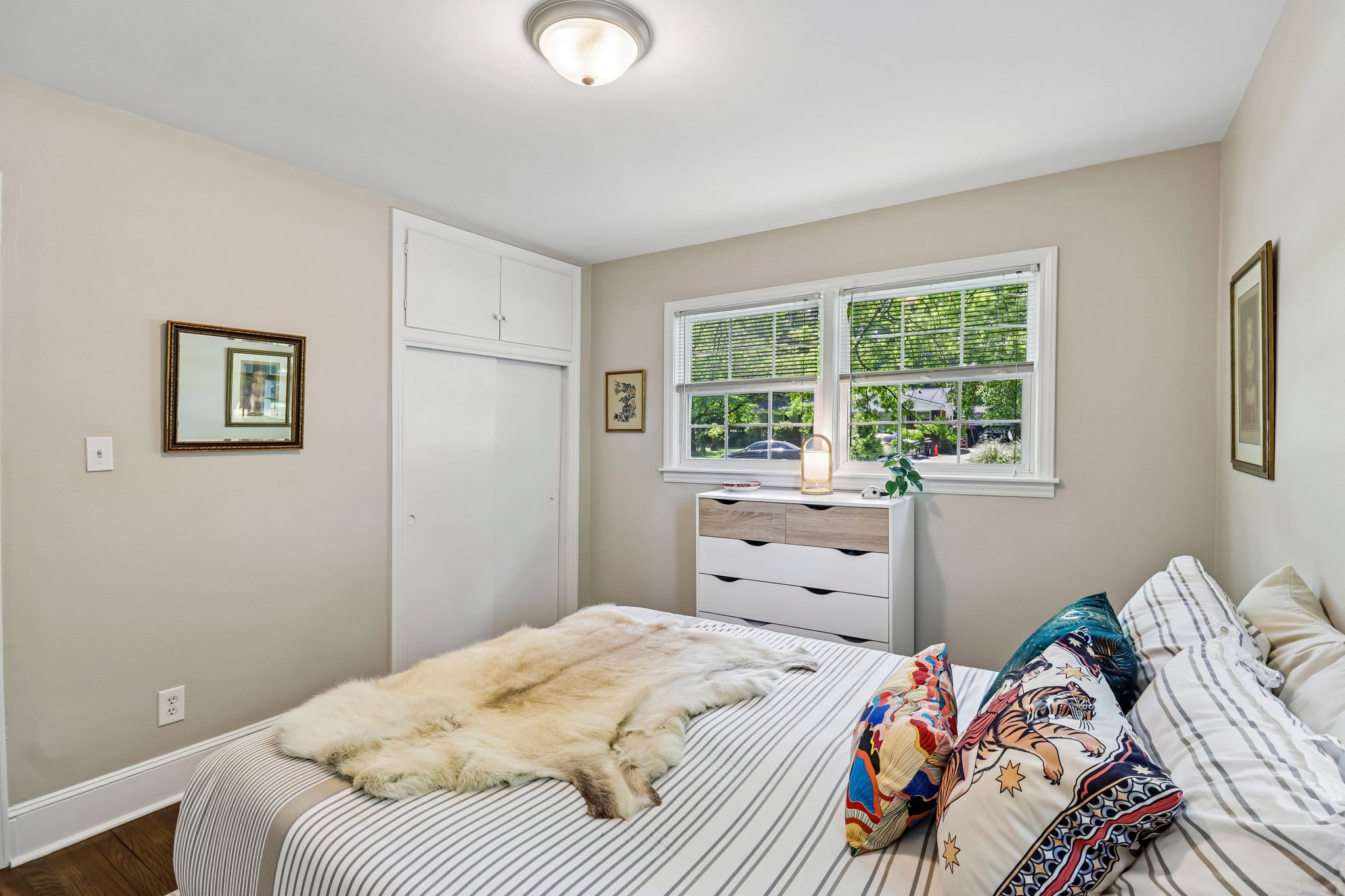 Albany Ln-S2504-028.jpg