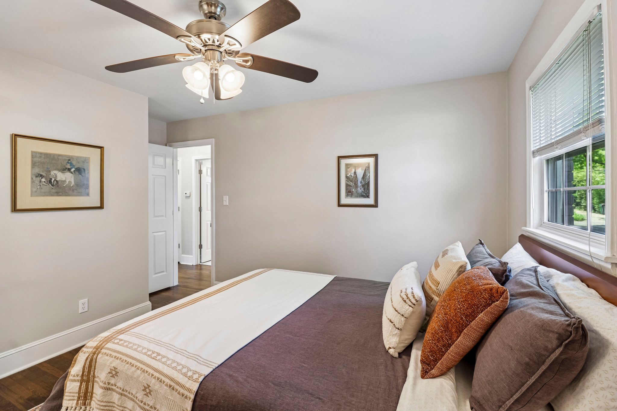 Albany Ln-S2504-030.jpg