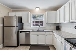 Albany Ln-S2504-014.jpg