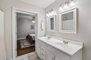 Albany Ln-S2504-034.jpg