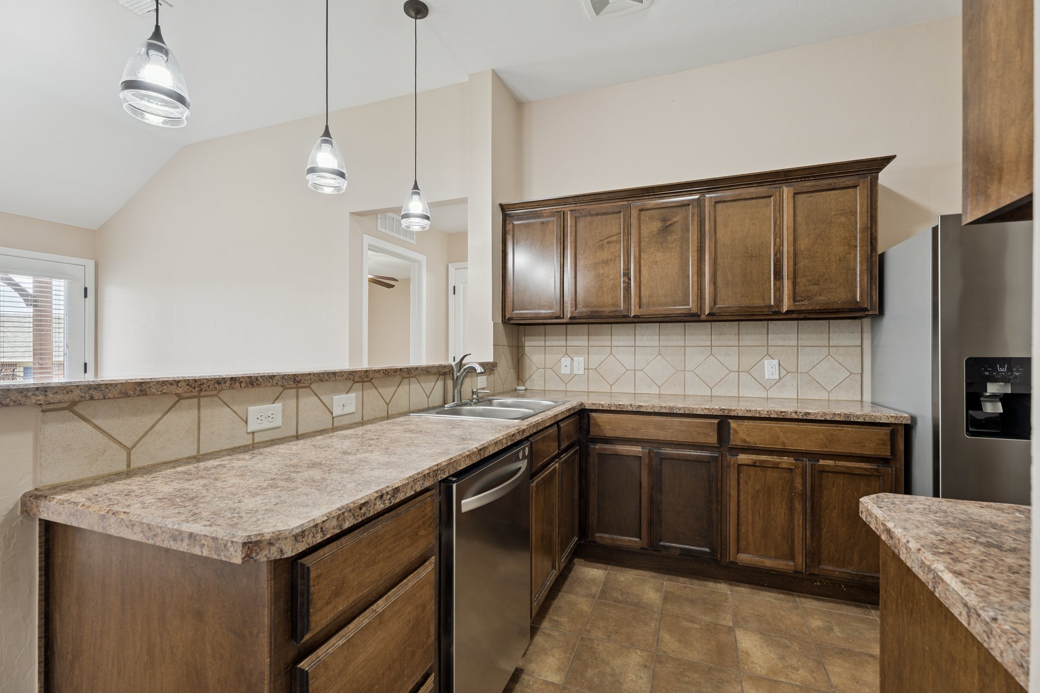 2809 NW 186th Terrace_012.jpg
