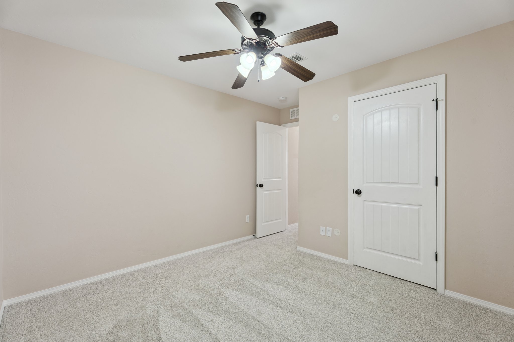 2809 NW 186th Terrace_032.jpg