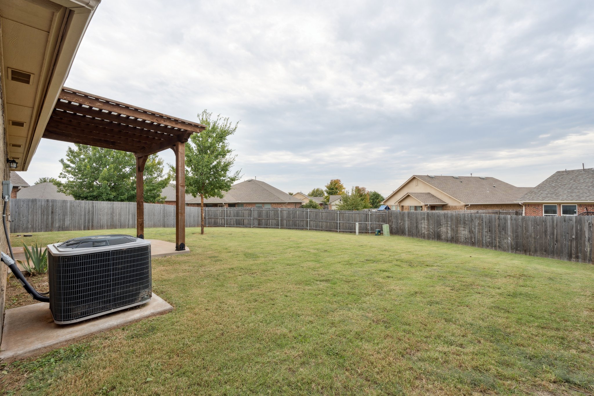 2809 NW 186th Terrace_041.jpg