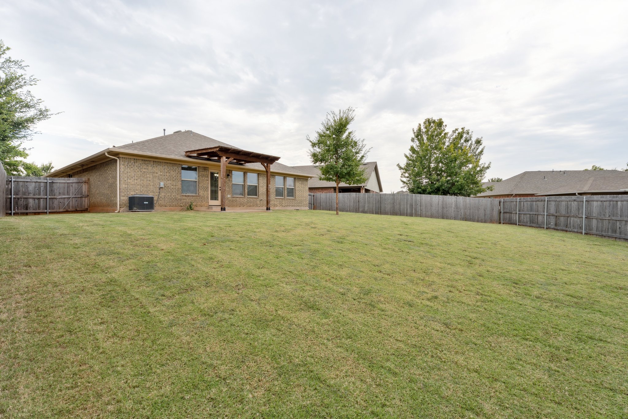 2809 NW 186th Terrace_043.jpg