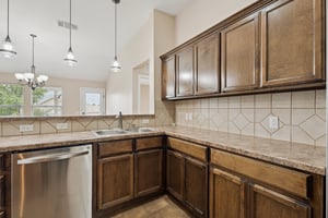 2809 NW 186th Terrace_018.jpg