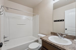 2809 NW 186th Terrace_035.jpg