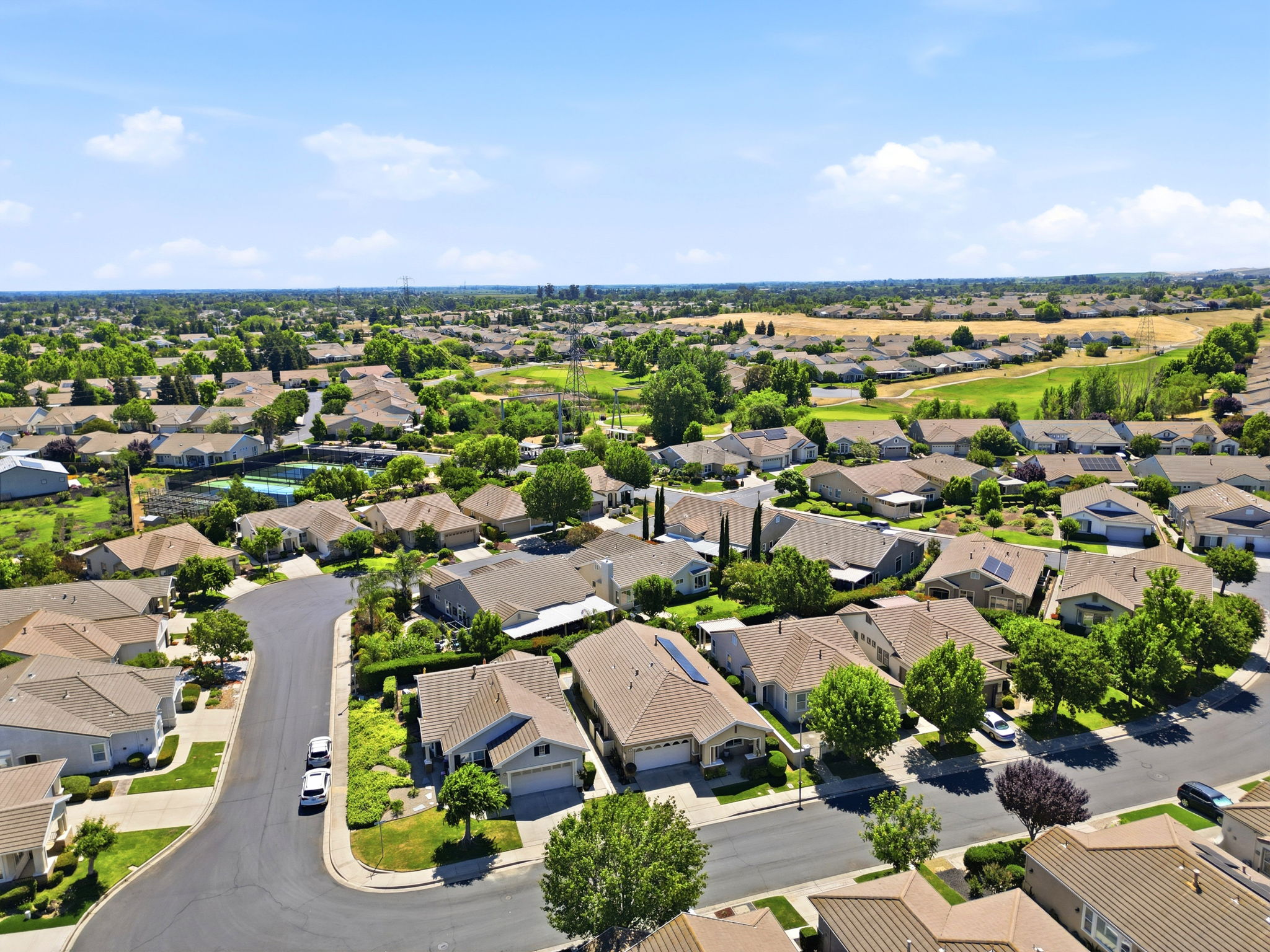 007_F8_AERIAL_281 Black Amber