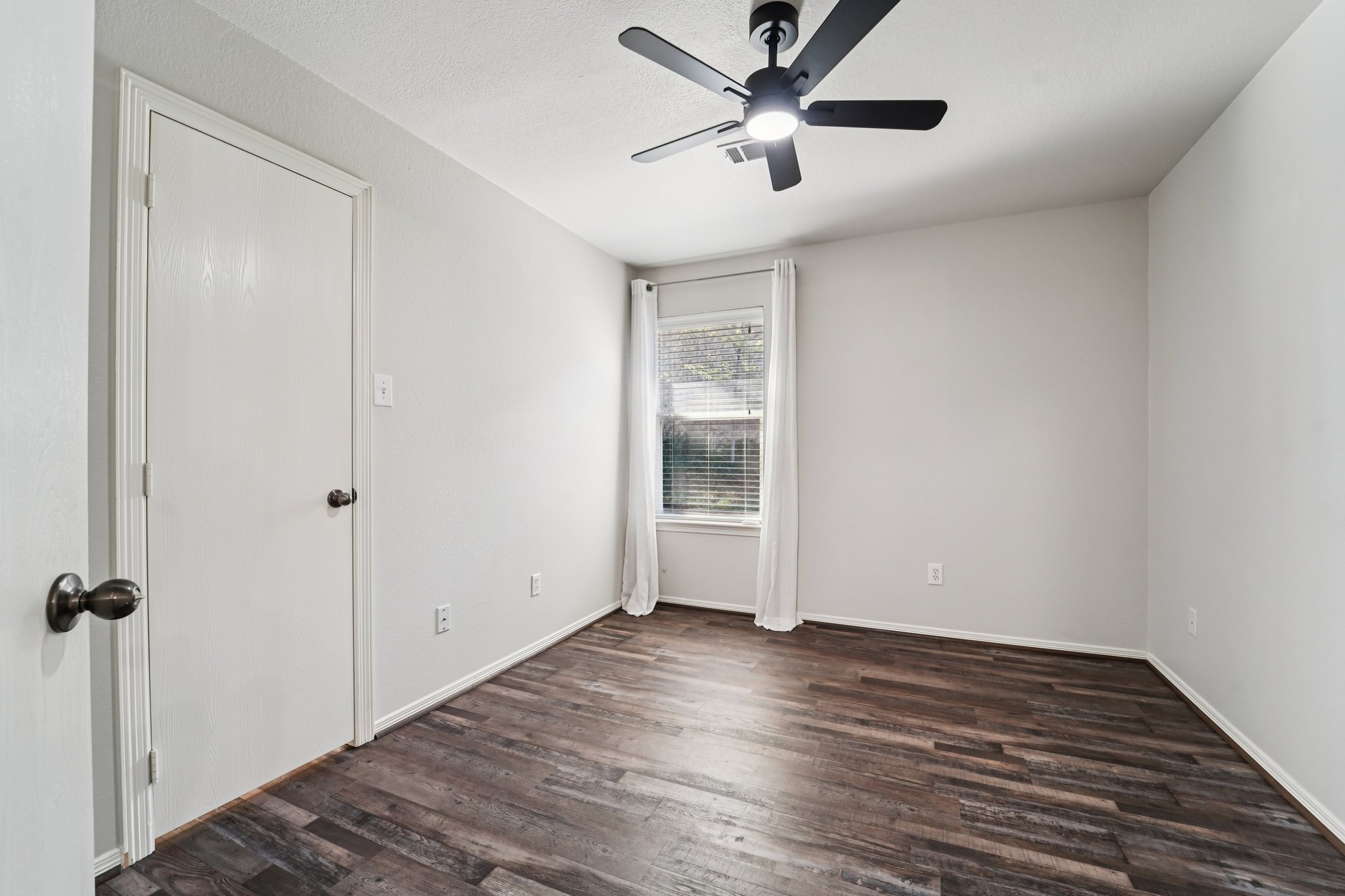 Mesa View-S1903-017.jpg