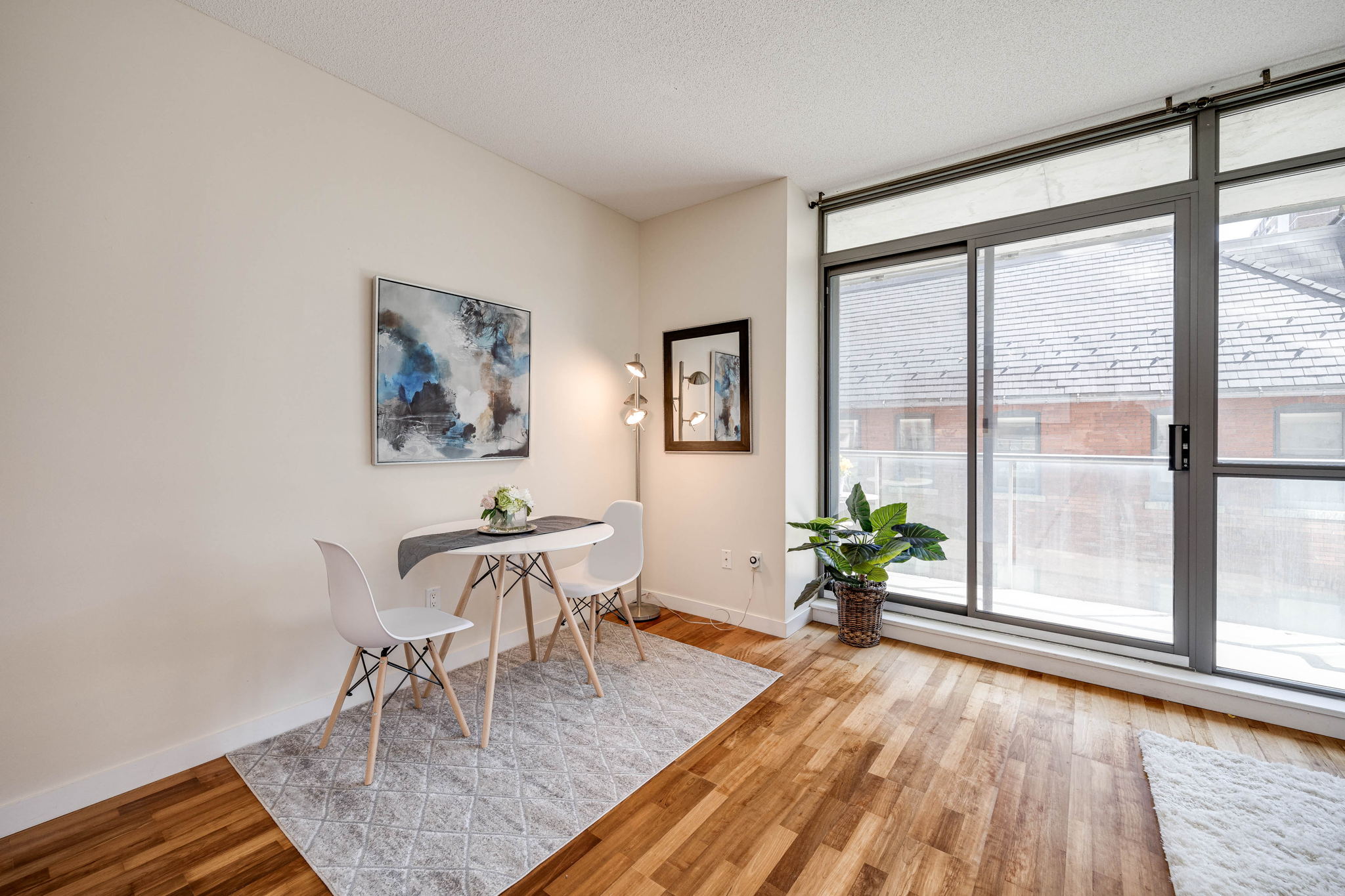 Toronto property showcase — delivered property photograph 8