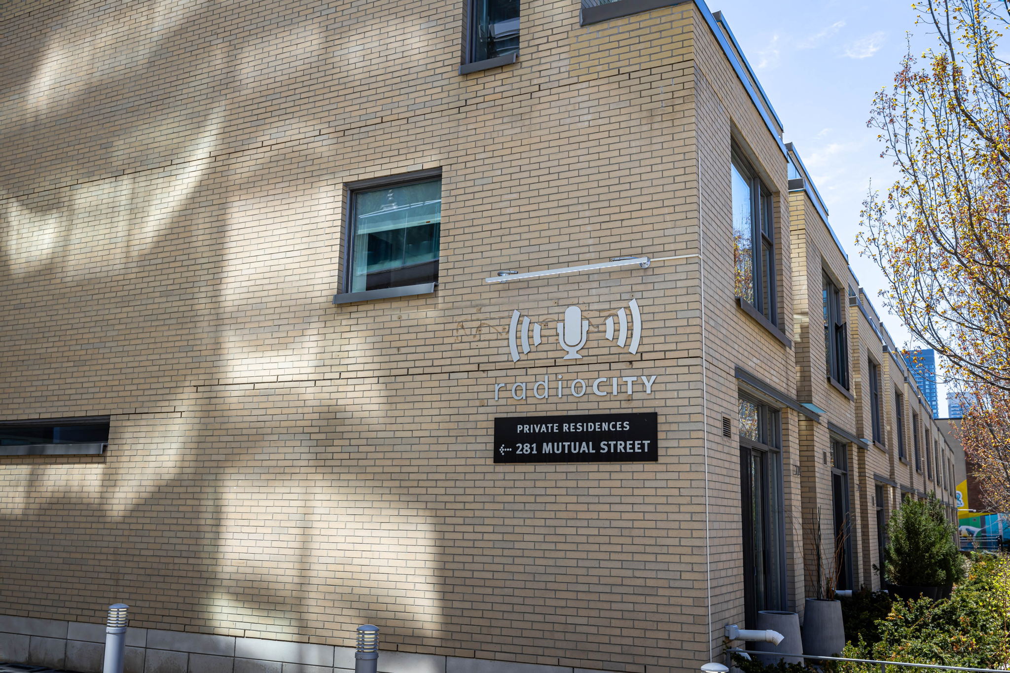 Toronto property showcase — delivered property photograph 4
