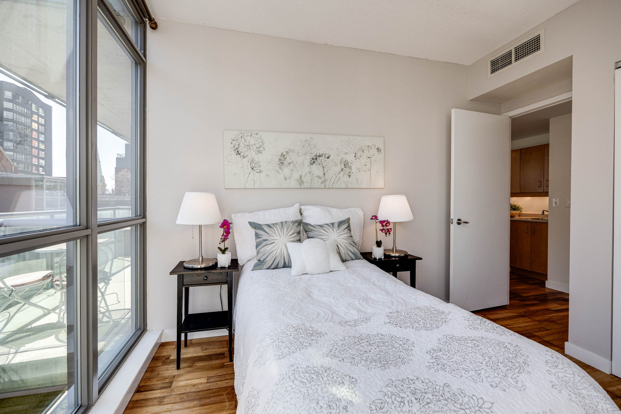 Toronto property showcase — delivered property photograph 21