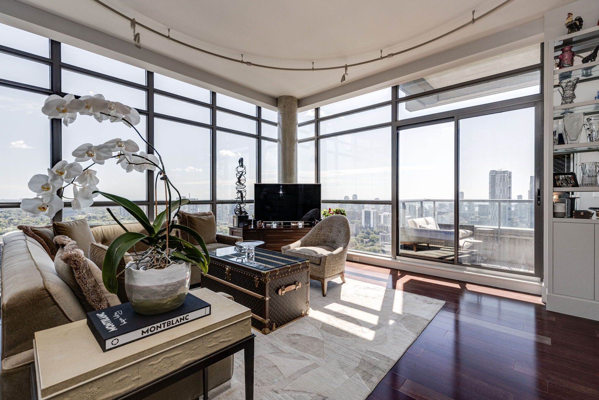 Toronto property showcase — delivered property photograph 10