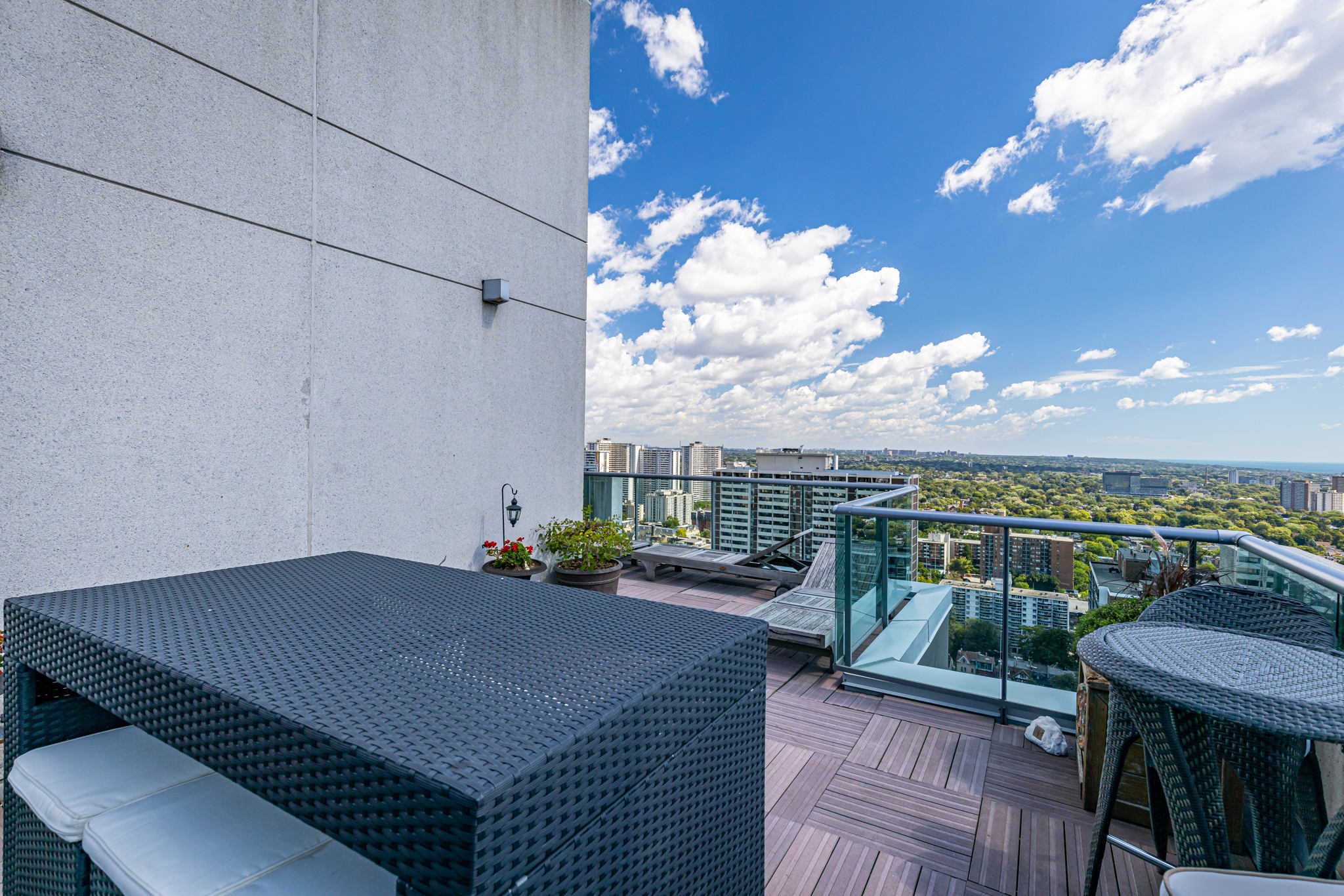 Toronto property showcase — delivered property photograph 65