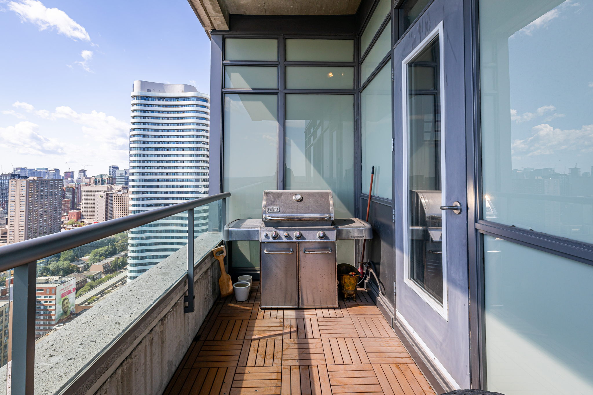 Toronto property showcase — delivered property photograph 30