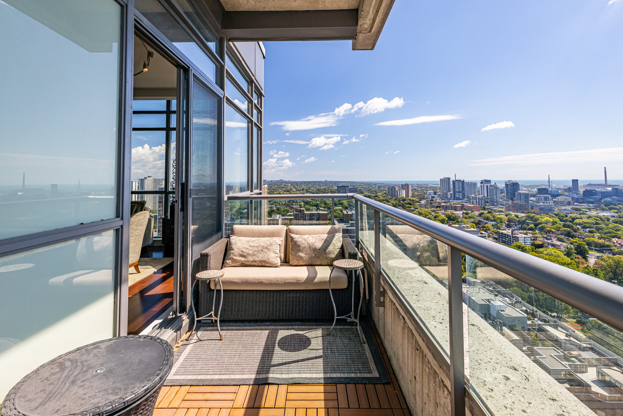 Toronto property showcase — delivered property photograph 31