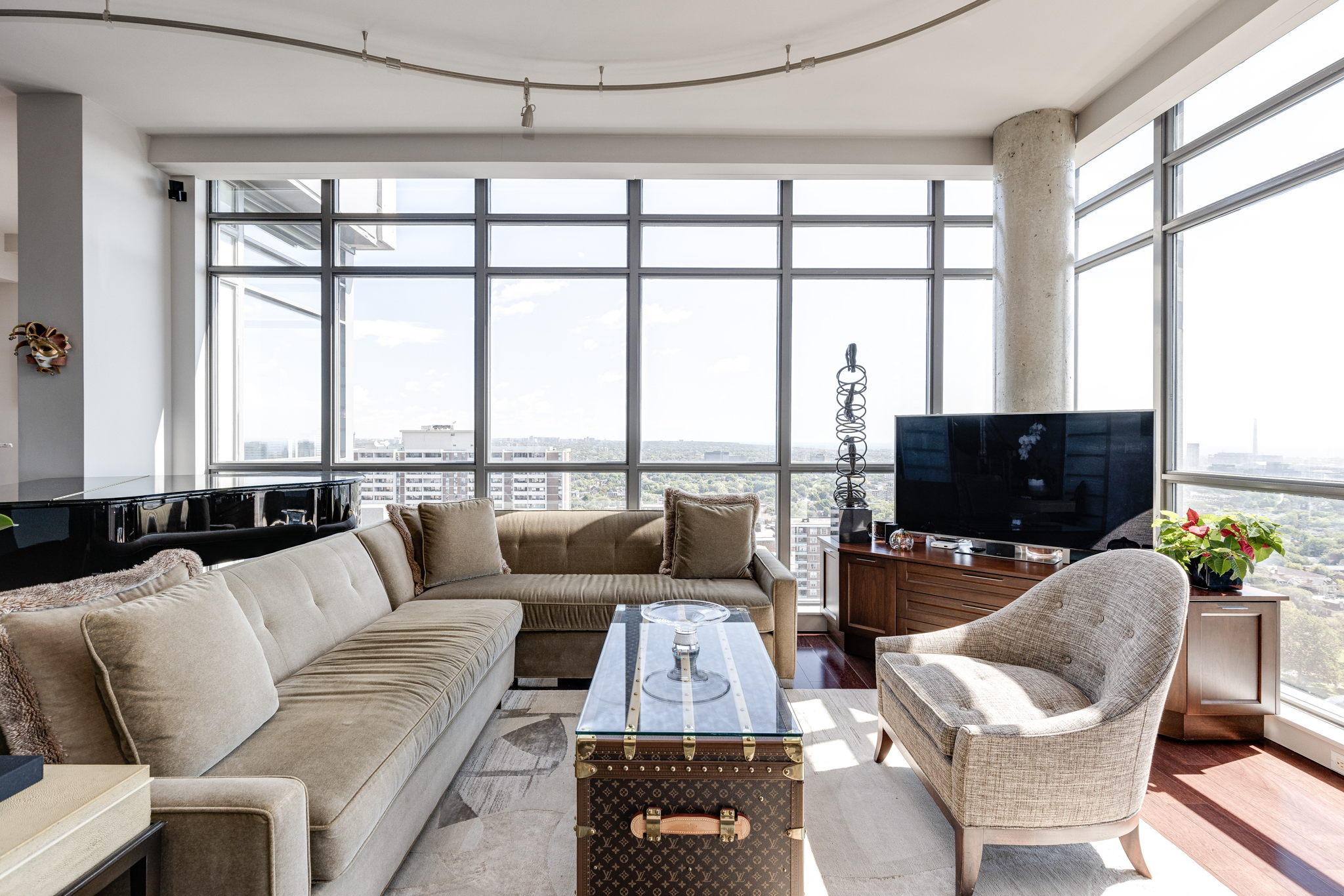 Toronto property showcase — delivered property photograph 12
