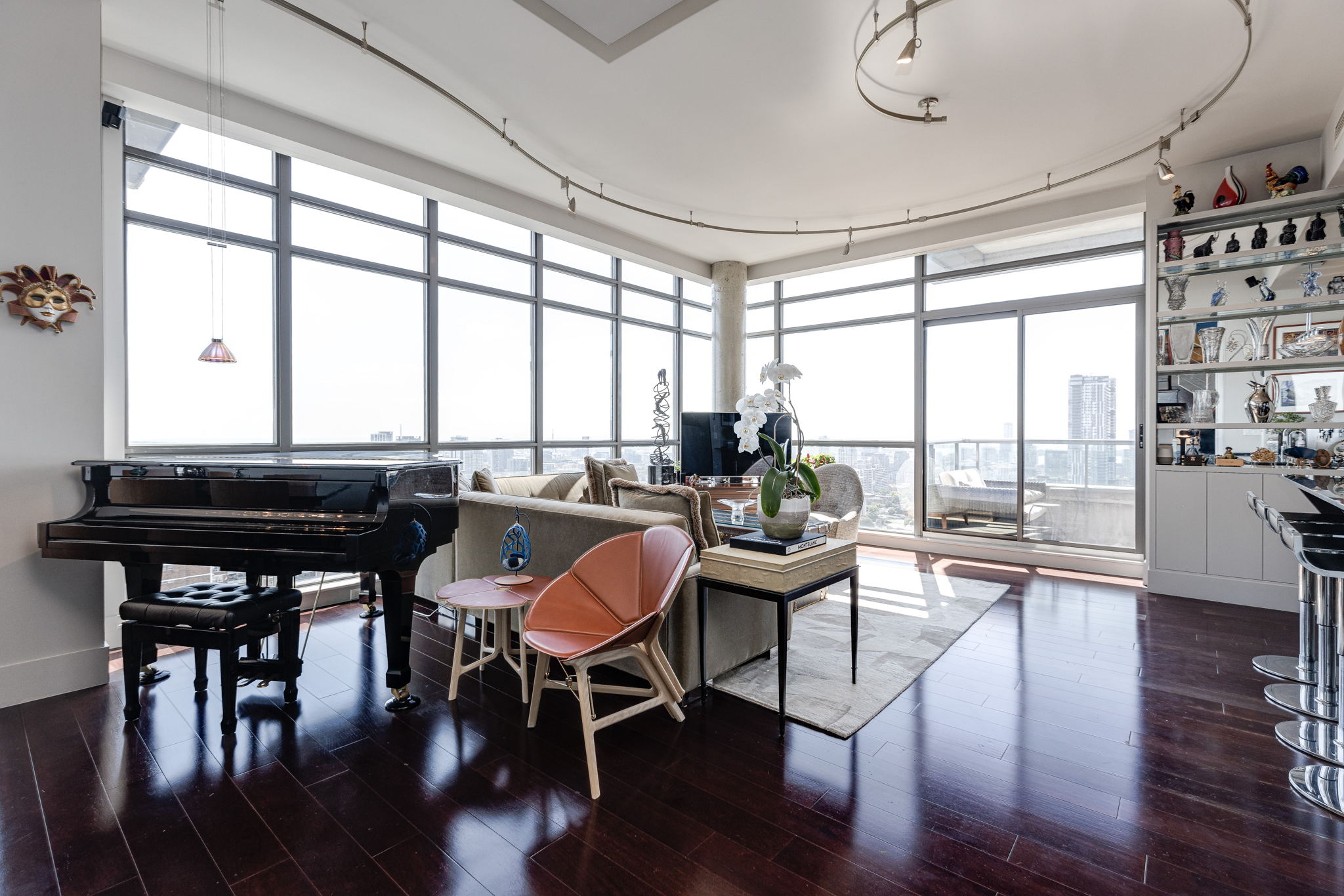 Toronto property showcase — delivered property photograph 9