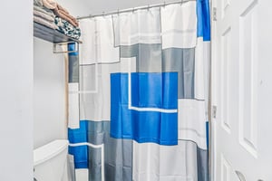 Whitewood Dr-S0705-022.jpg
