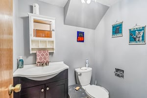 Whitewood Dr-S0705-026.jpg