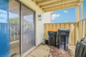 Whitewood Dr-S0705-029.jpg