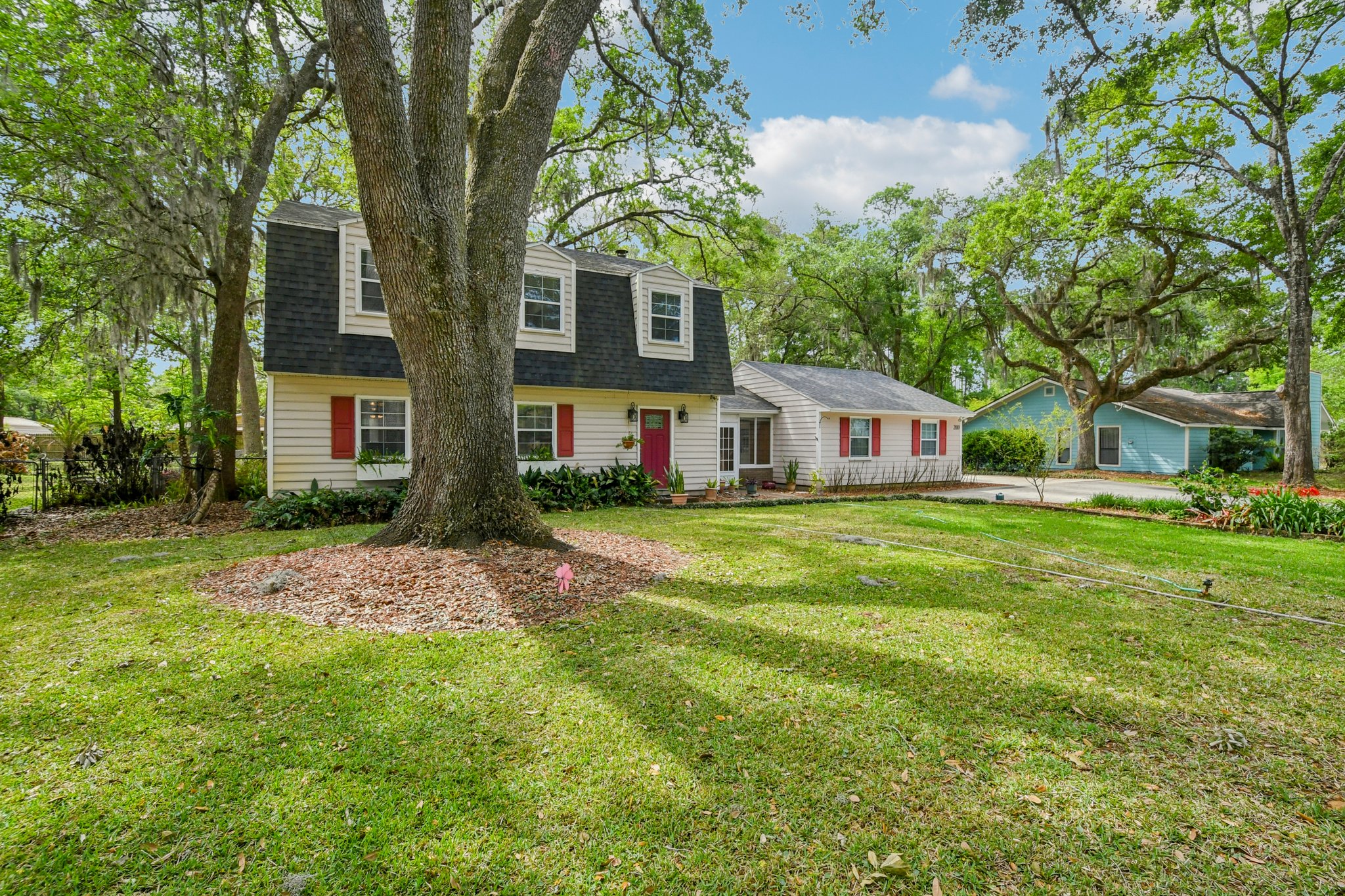 Mandarin Meadows Dr-S0204-003.jpg