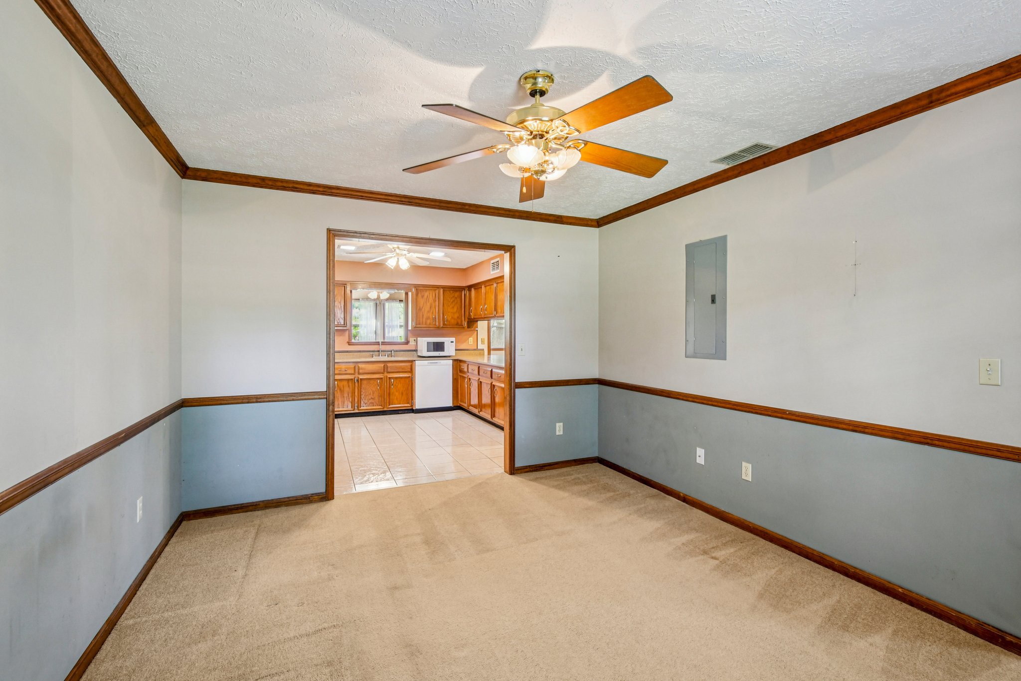 Mandarin Meadows Dr-S0204-024.jpg