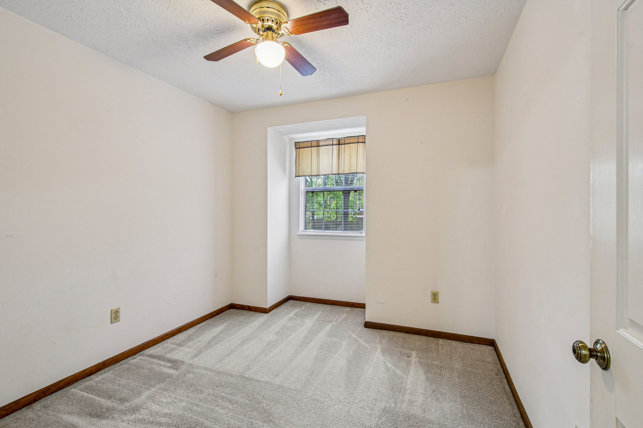 Mandarin Meadows Dr-S0204-044.jpg