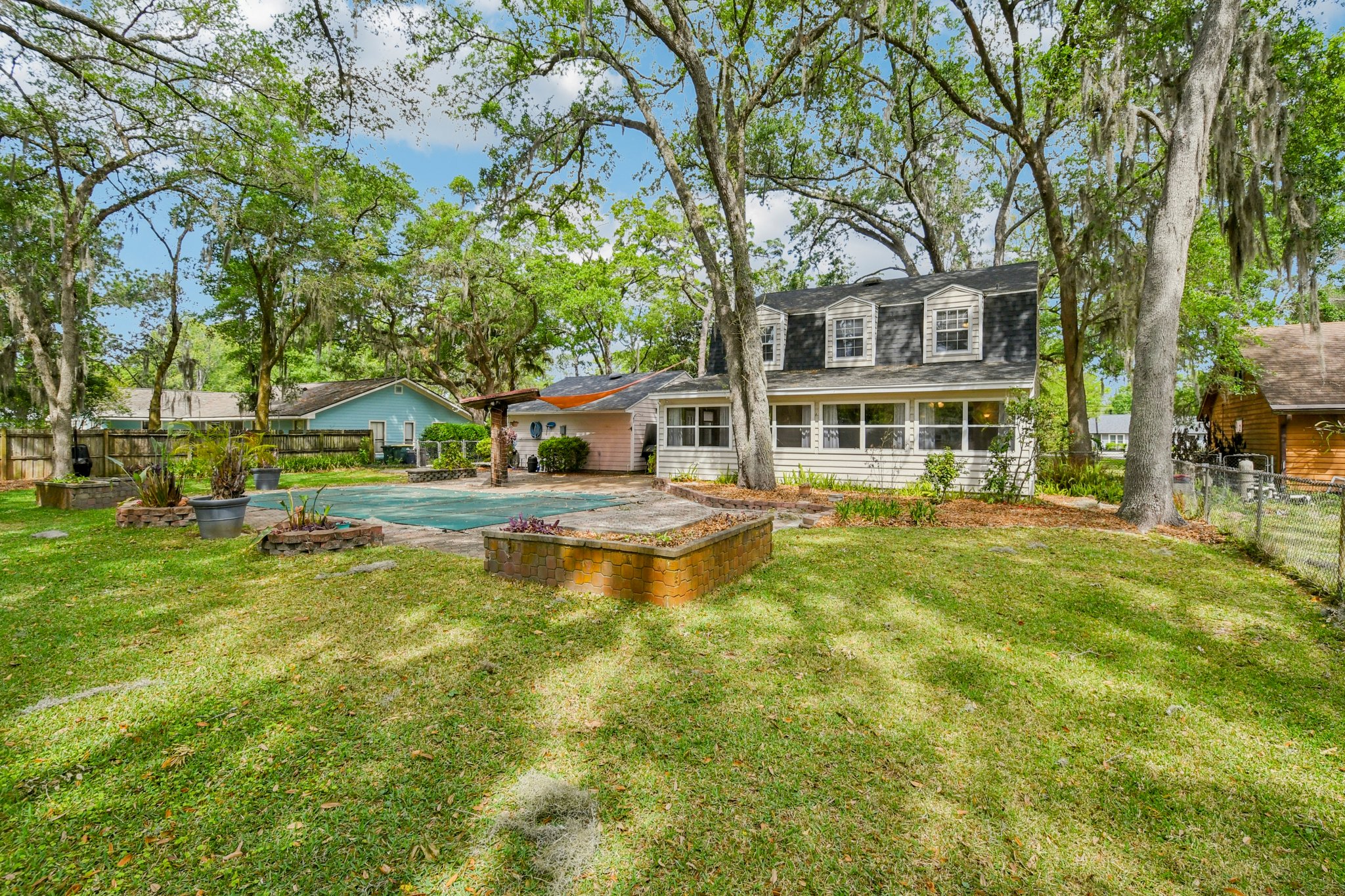 Mandarin Meadows Dr-S0204-073.jpg