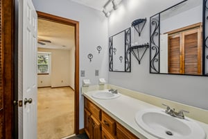 Mandarin Meadows Dr-S0204-041.jpg